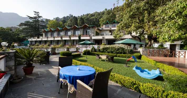 Seasons Hotel and Resorts, from the hotel website