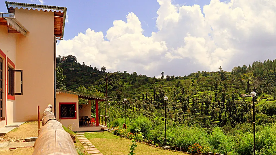 The Calm Cottages, Nathuakhan — photograph, 2014